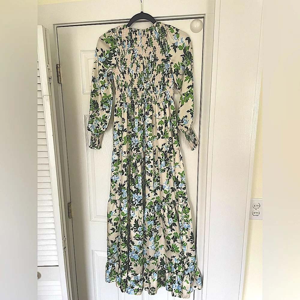 Tuckernuck - Beige w/ Blue & Green Floral Print Smocked Dress Sz XS - Picture 8 of 15